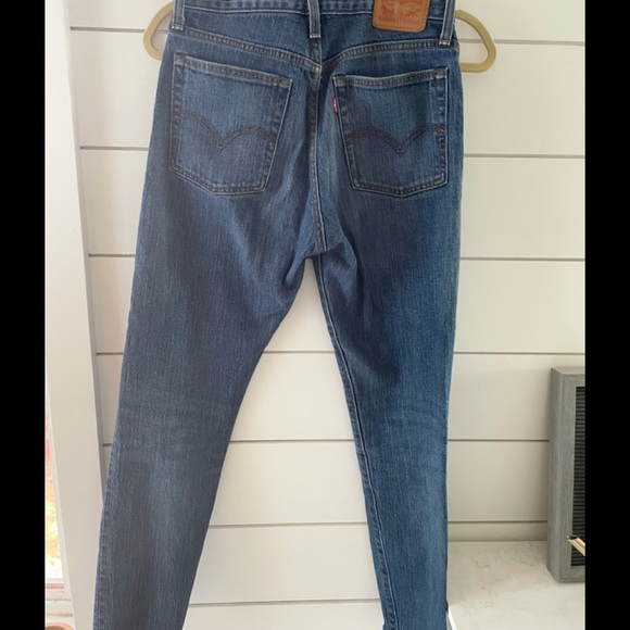 Levi’s wedgie white oak cone denim fringed hem 26 - Picture 5 of 15